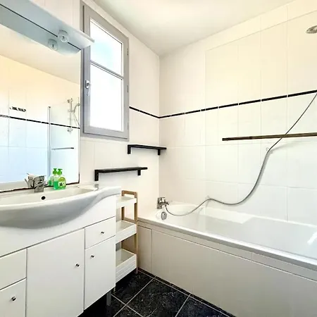 Appartement Agreable Proche De La *